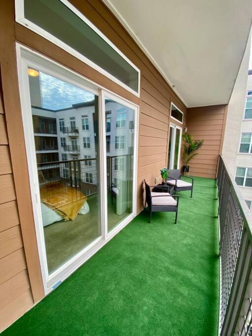 Luxury Apartment Close To Everything W Free Parking 5 Houston Exterior photo