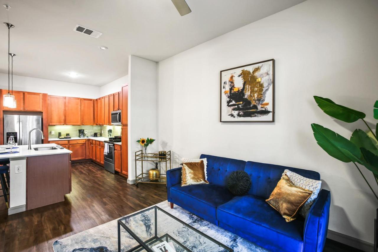 Luxury Apartment Close To Everything W Free Parking 5 Houston Exterior photo