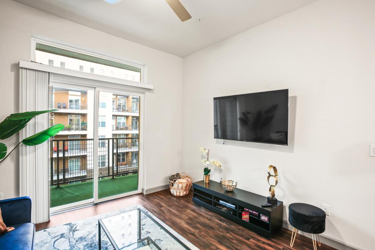 Luxury Apartment Close To Everything W Free Parking 5 Houston Exterior photo